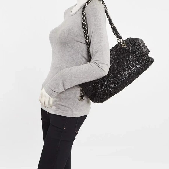 Chanel Black Lambskin Leather Astrakhan Bowling Bag - Picture 11 of 12